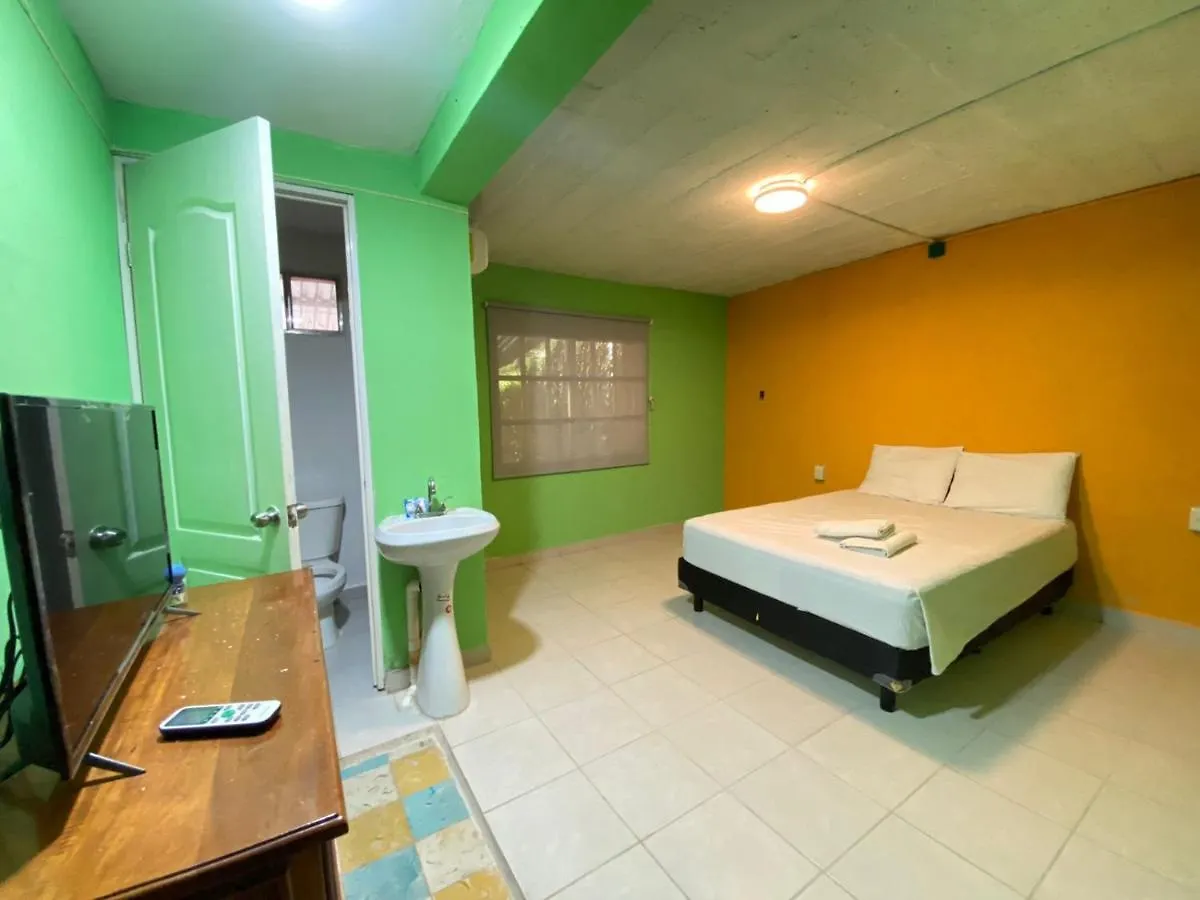 Awazul Centro Hotel Bacalar